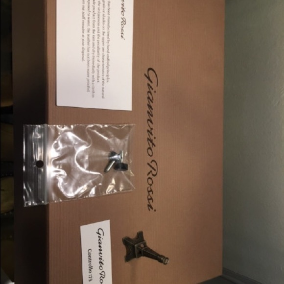 Gianvito Rossi Exotic Leopard Pony Hair Plexi Pump - Picture 7 of 9